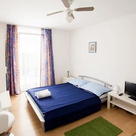 Casa de hóspedes Friendly People's Zadar