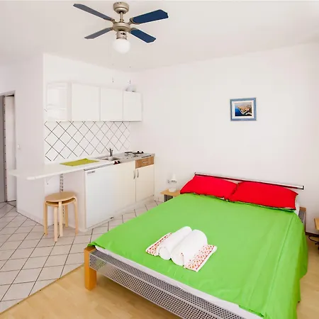 Konukevi Friendly People's