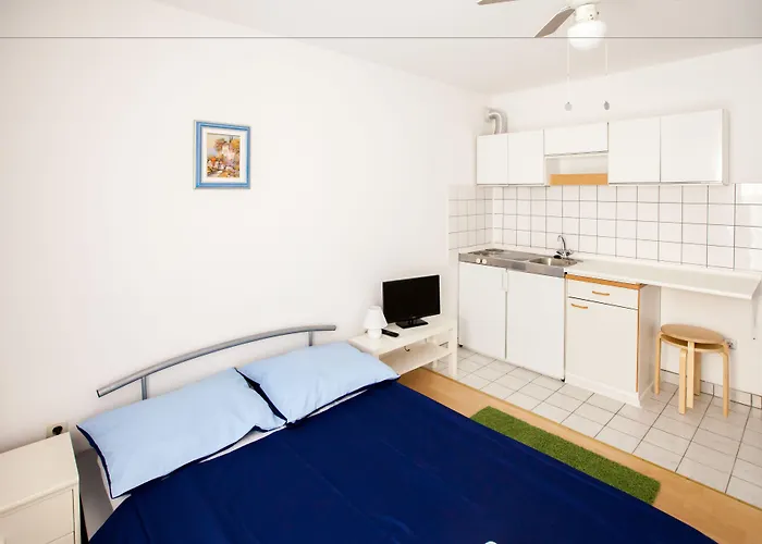 Friendly People's 3* ザダル