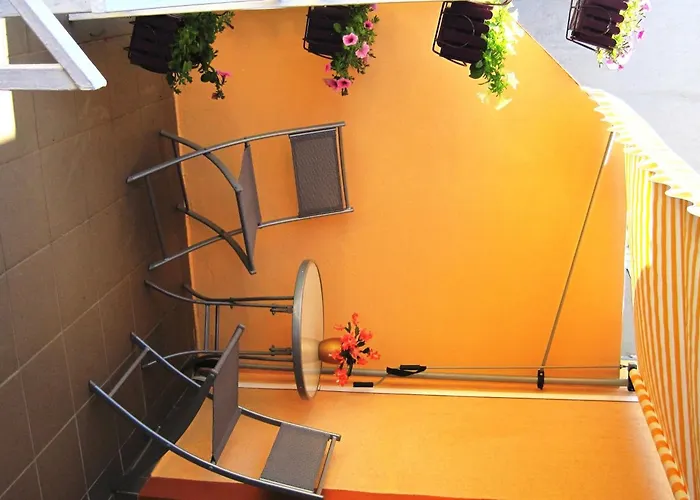 ゲストハウス Friendly People's