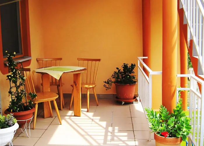 ゲストハウス Friendly People's